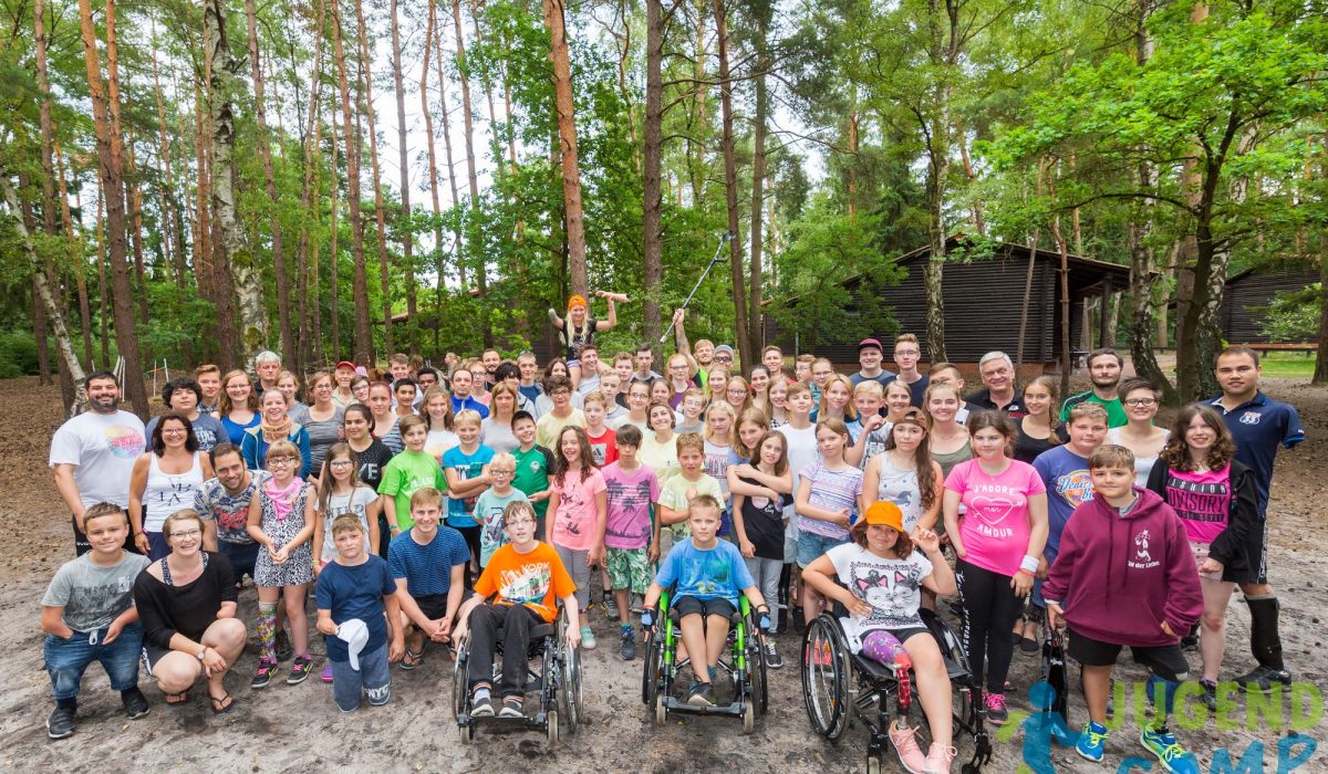 Children and parents at BMAB Children's and Youth Camp 2023